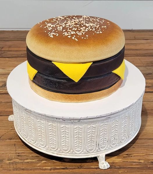 Burger Cake - Rashmi's Bakery